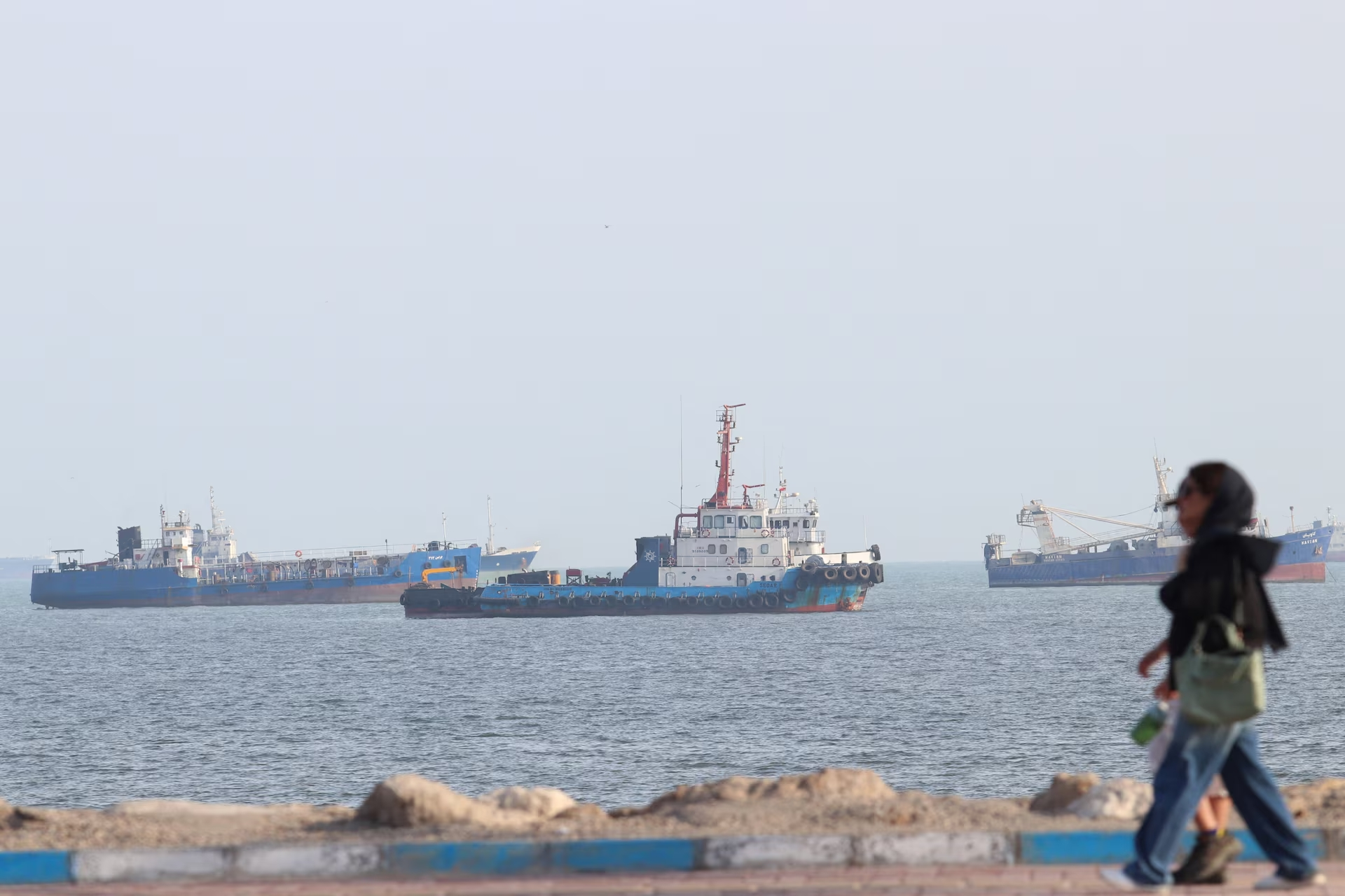 Iran thay đổi chiến thuật ở Hormuz trước cuộc bầu cử tại Mỹ
